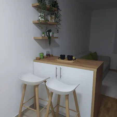 Apartment Luka *